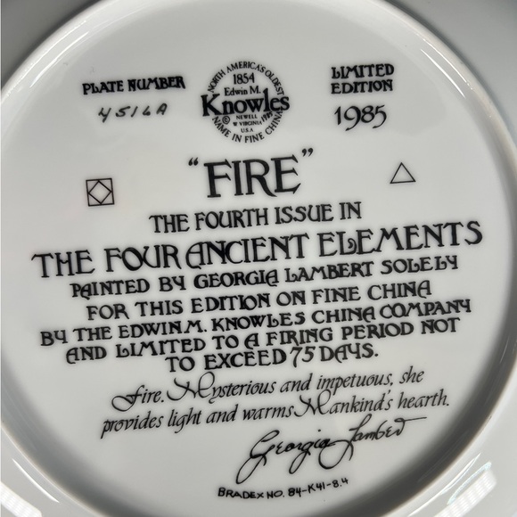 Knowles Four Ancient Elements Water And Fire Collector Plates  (Set Of Two) - Picture 7 of 12